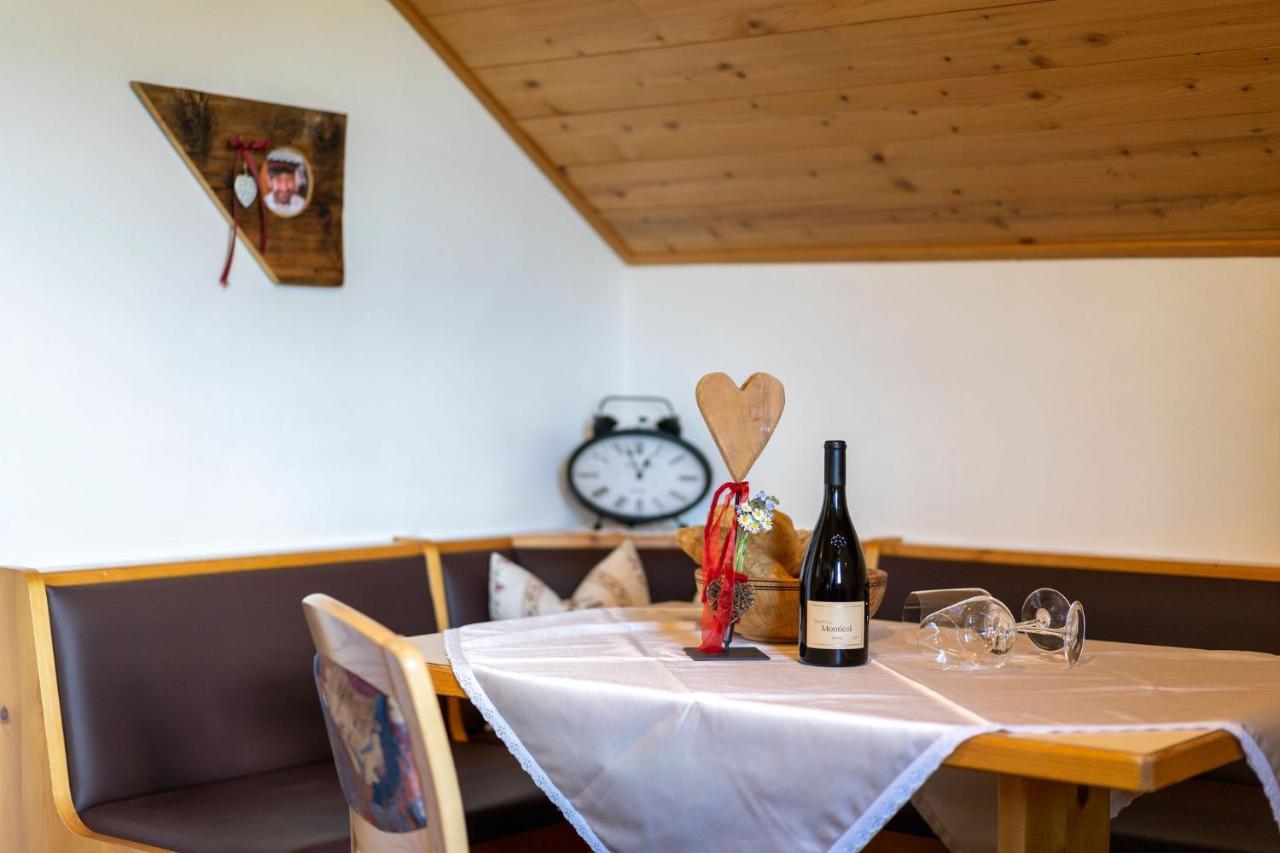 Weliserhof Brunico Bagian luar foto