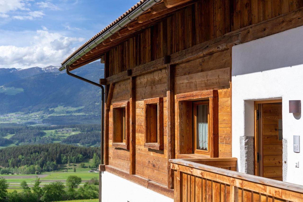 Weliserhof Brunico Bagian luar foto