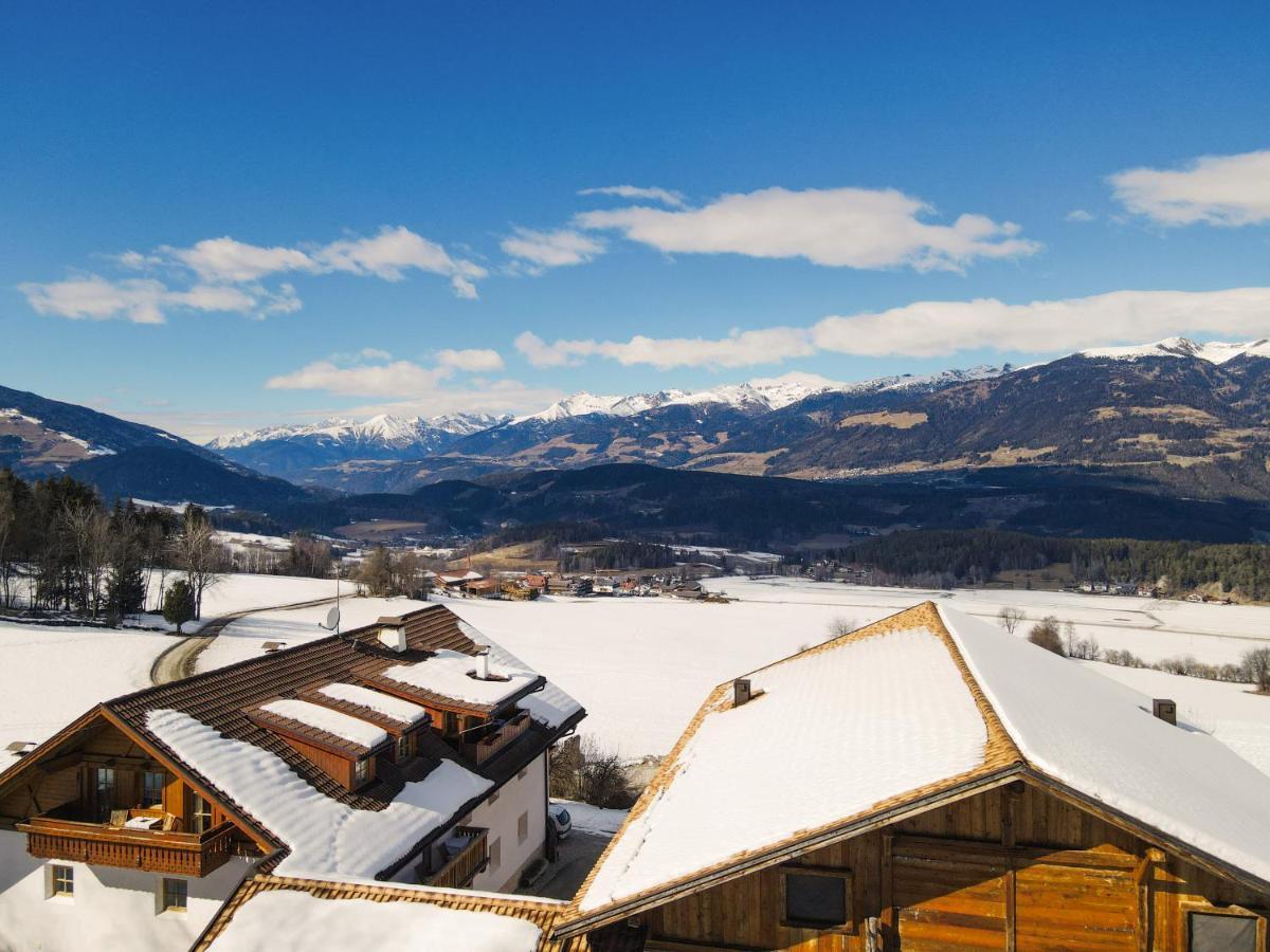 Weliserhof Brunico Bagian luar foto